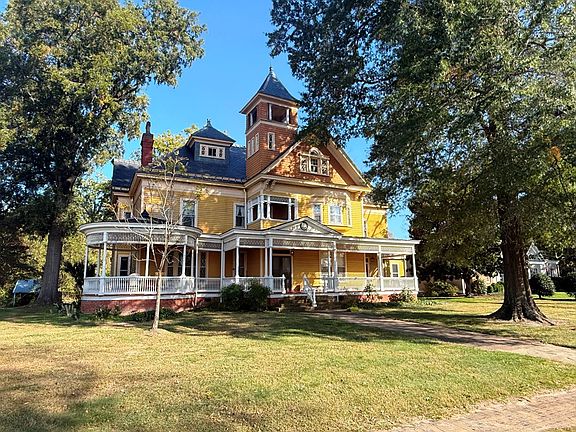 51st image of 117 Reid St