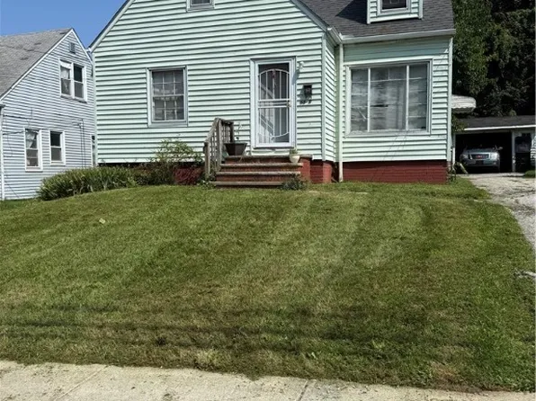 9809 Way Ave, Cleveland, OH 44105
