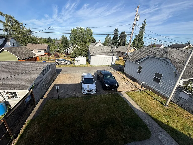 2222 Summit 4-Unit — Photo 14
