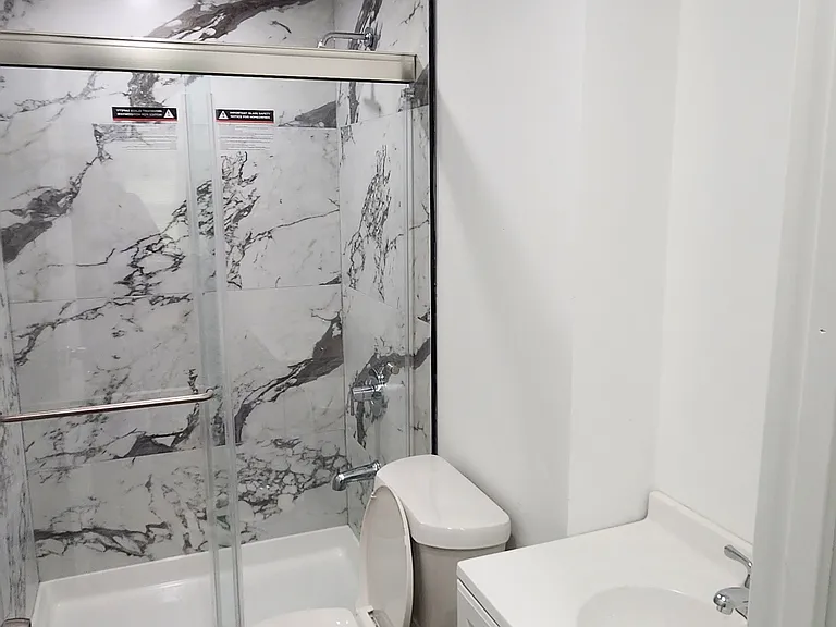192 Lisbon Ave #1 — Photo 6