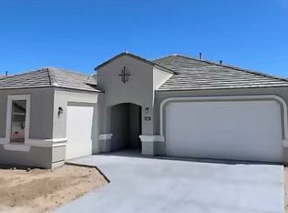 670 W Belmont Red Trl, San Tan Valley, AZ 85143