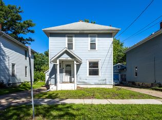 1169 23rd St, Moline, IL 61265