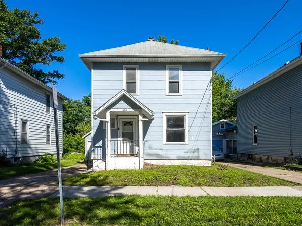 1169 23rd St, Moline, IL 61265