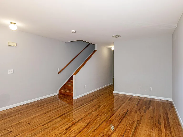 40 Herb Hill Rd #I — Photo 8