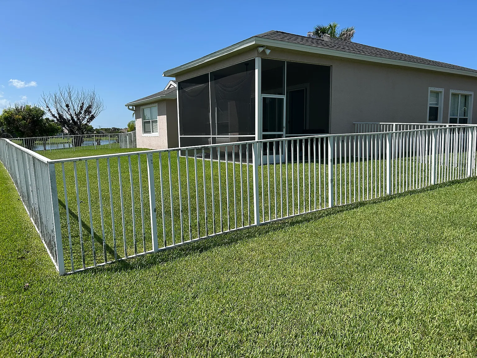 3 bed, 2.5 bath, 2440 sqft, $3,000 — Photo 4