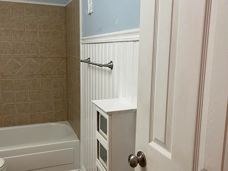 114 Dorflinger Ct — Photo 37