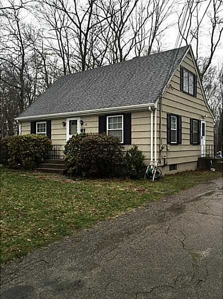 2nd image of 9 Smith Cir
