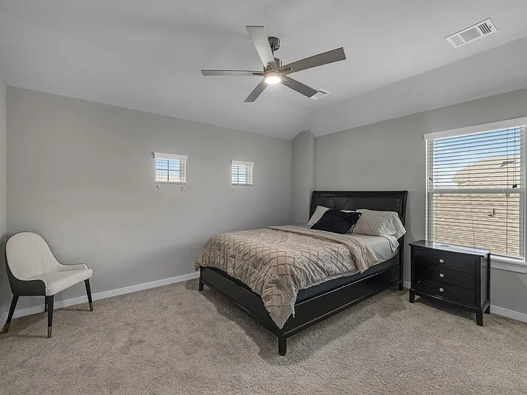 1569 Sunrise Gables Dr — Photo 31