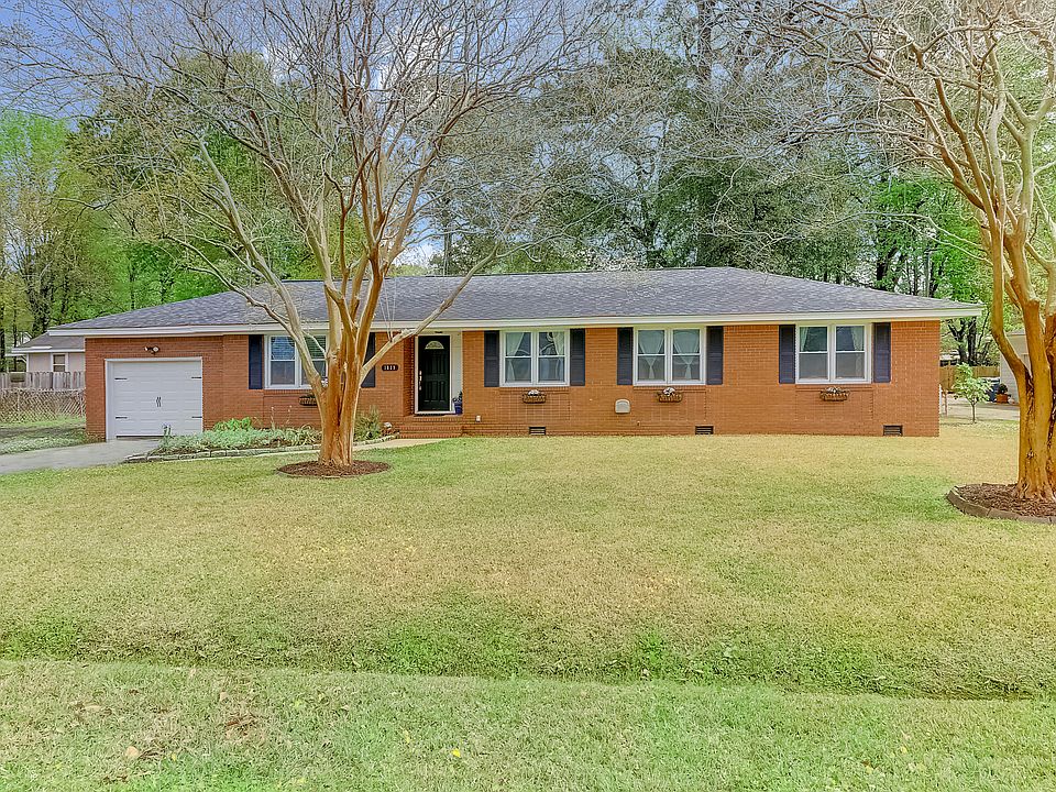 1st image of 1839 Saint Julian Dr