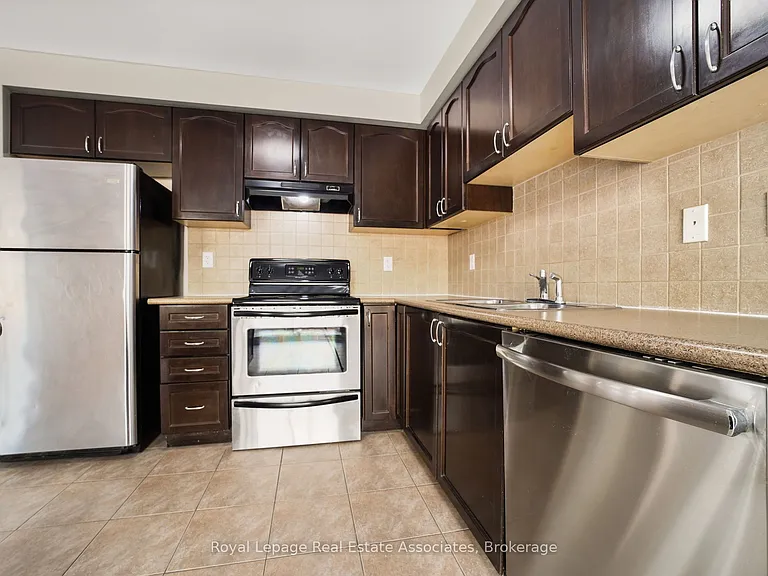 34 McCandless Ct — Photo 18