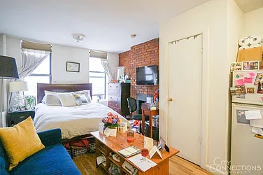 Rented by City Connections Realty