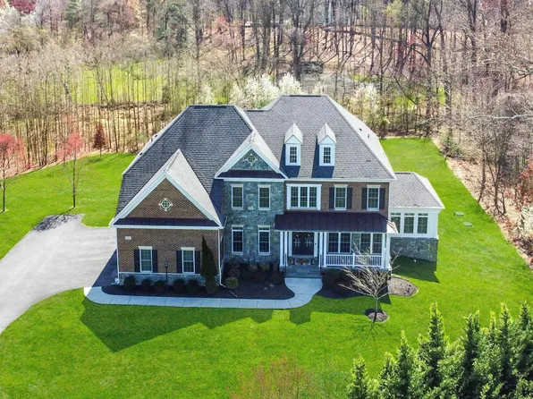 11033 Hunters View Rd, Ellicott City, MD 21042