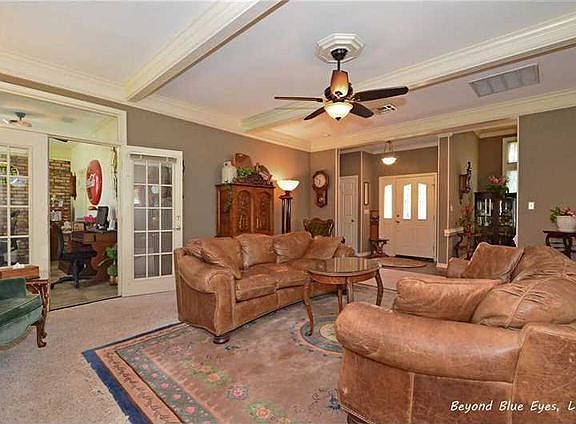 4th image of 403 Fairmont Dr