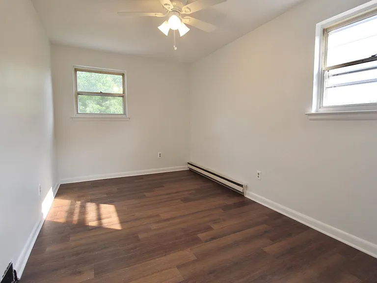 4422 Bloomfield Ave #2 — Photo 6
