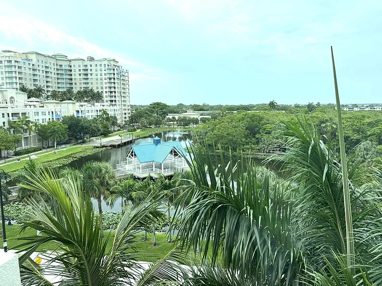 700 E Boynton Beach Blvd #612 — Photo 10
