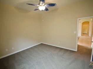 11001 Bardon Hill Dr, Bakersfield, CA 93312