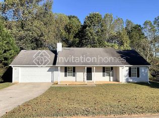 151 Greenleaf Dr, Hampton, GA 30228