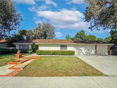 9201 Paso Robles Ave Photo 1