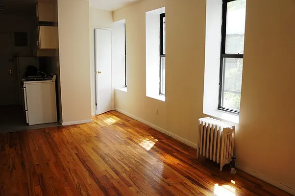 Rented by J Misrahi Realty Corp | media 28