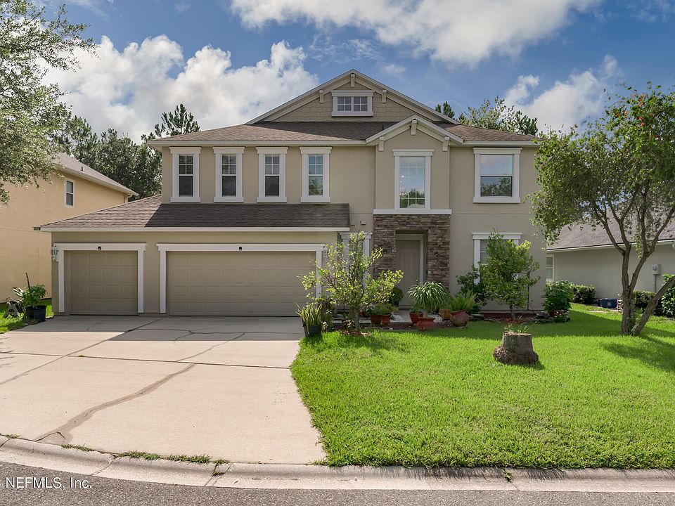 1st image of 529 Amberwood Ct