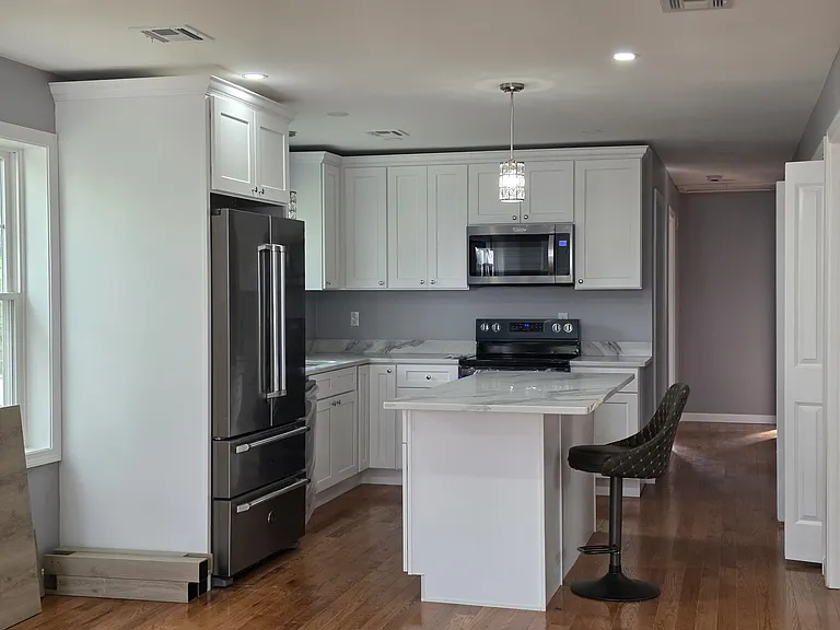 61 Leander St #61 — Photo 7