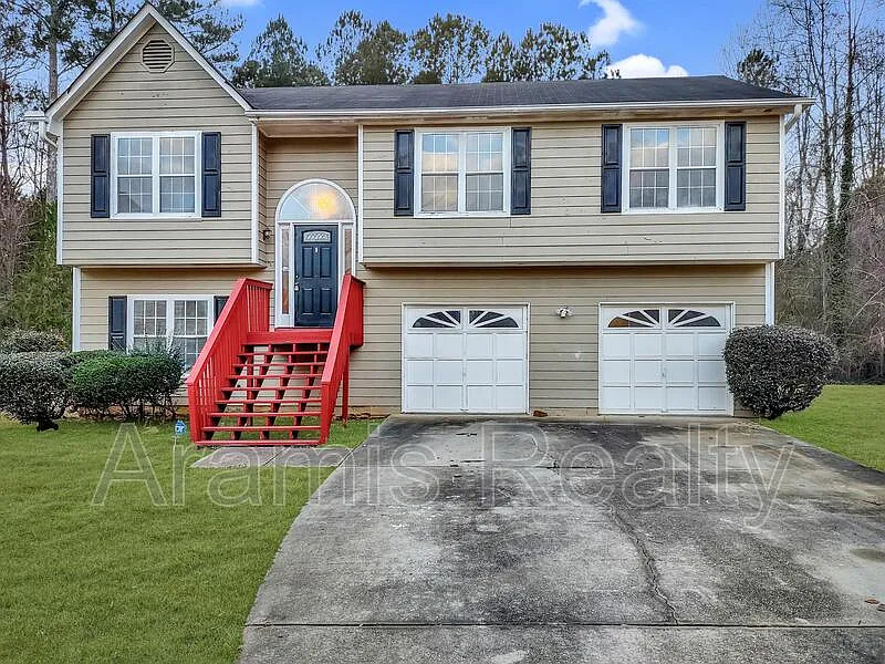 426 Montgomery Pl photo 1