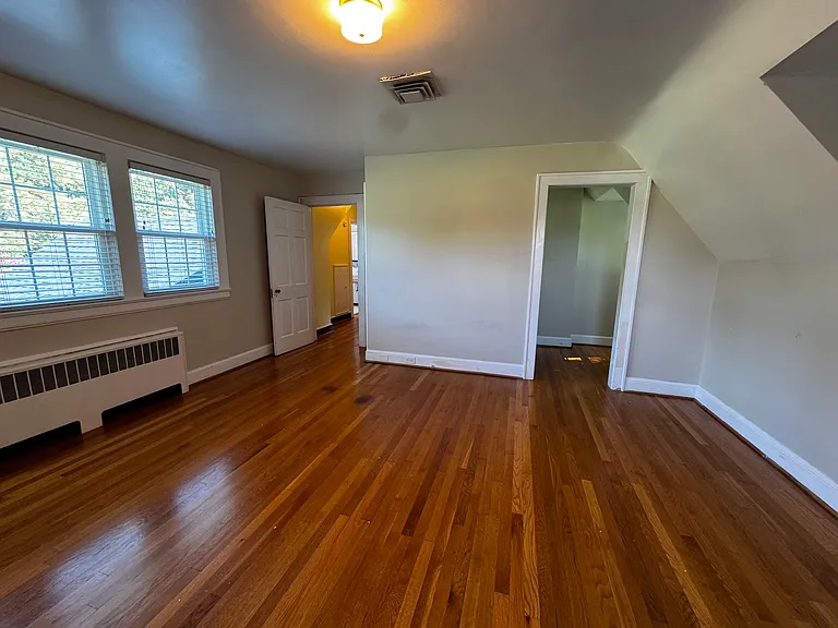 812 S Broad St — Photo 14
