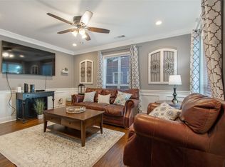 3909 Locke Ave, Fort Worth, TX 76107