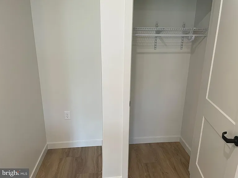 13 Kennedy St — Photo 12