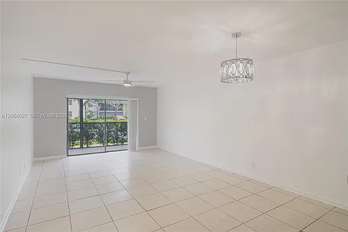 2830 Riverside Dr #107-3 Photo 1
