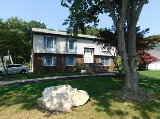 27 Hickory Hill Rd, Jackson, NJ 08527