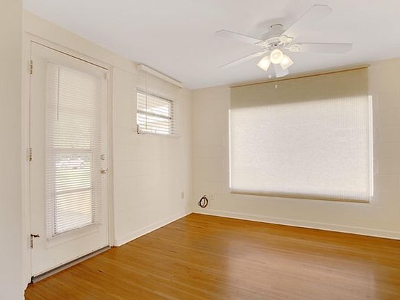 4th image of 1461 Oneco Ave