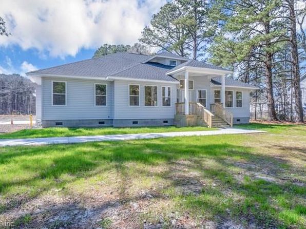 1973 Pleasant Ridge Rd, Virginia Beach, VA 23457