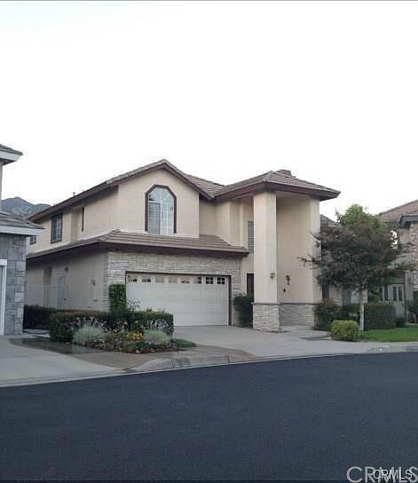 1st image of 808 Country Oaks Cir