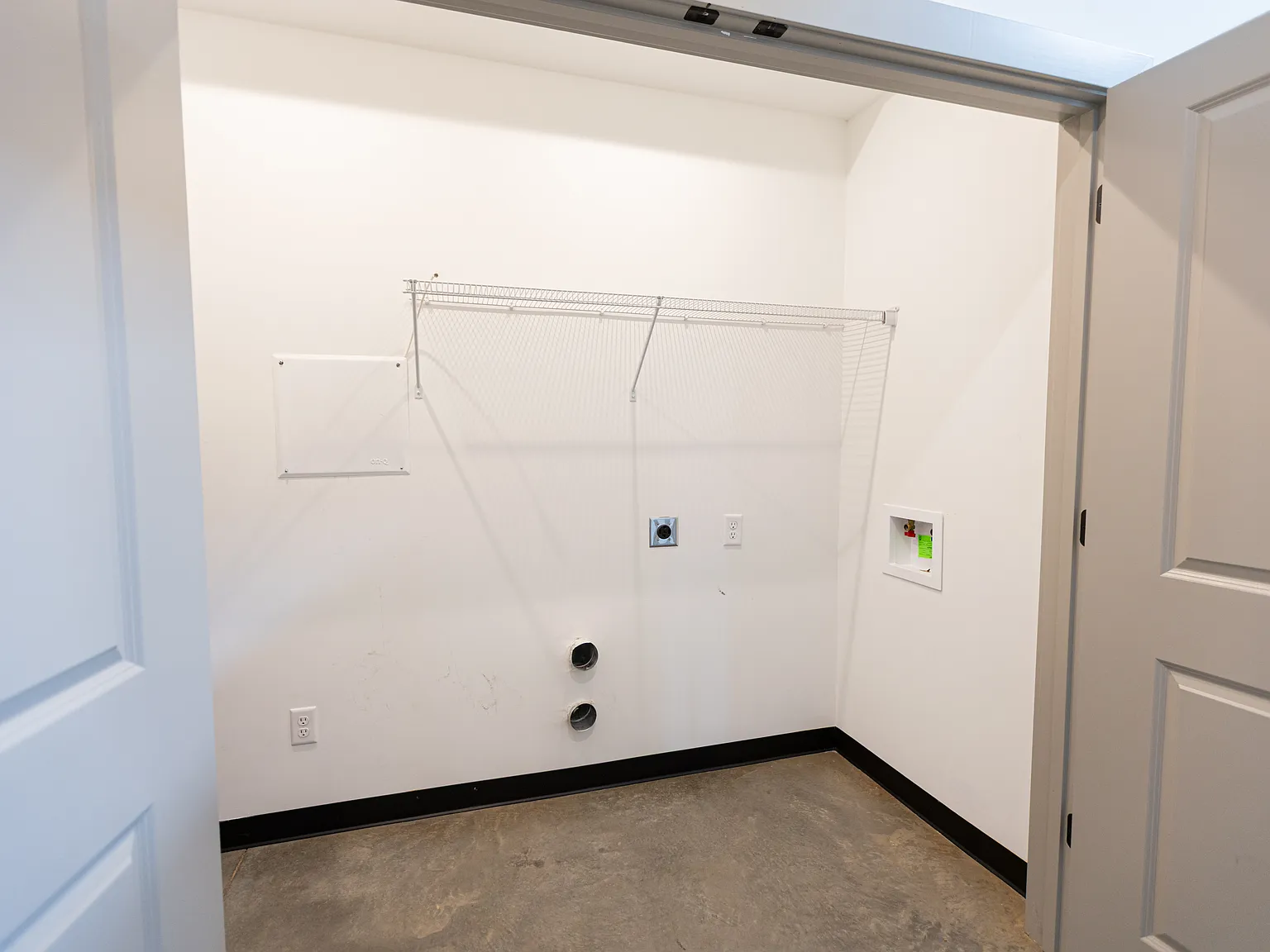 2 bed, 1225 sqft, $1,950 — Photo 4