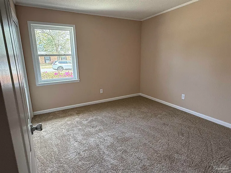 7845 Le Jeune Dr — Photo 23