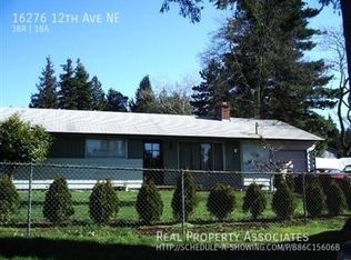 16276 12th Ave NE, Seattle, WA 98155