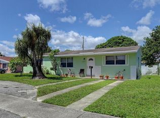 2330 Acapulco Dr, Miramar, FL 33023