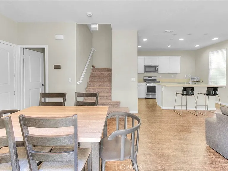 8836 Banyan — Photo 10