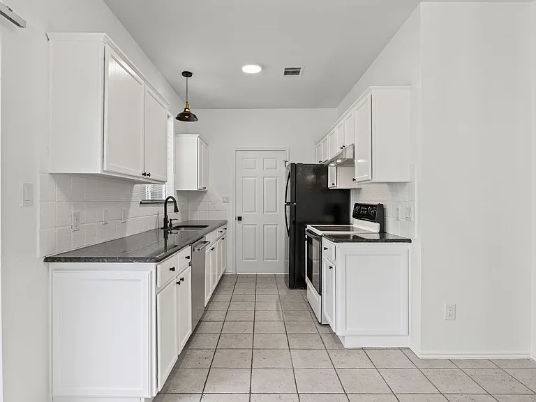 4501 Whispering Valley Dr #29 — Photo 17