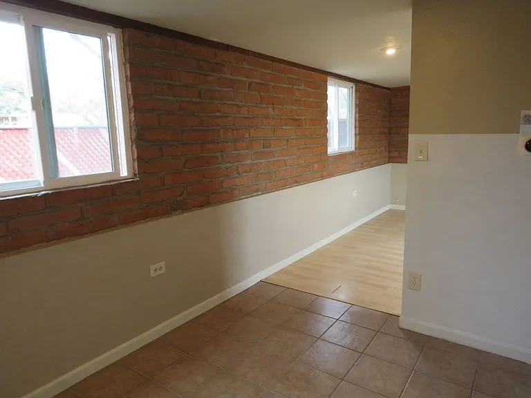 1610 E Copper St — Photo 18