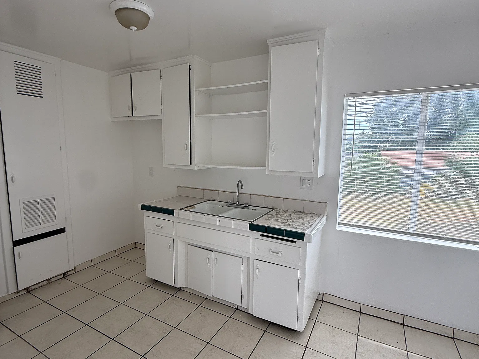 11720 Garvey Ave — Photo 4