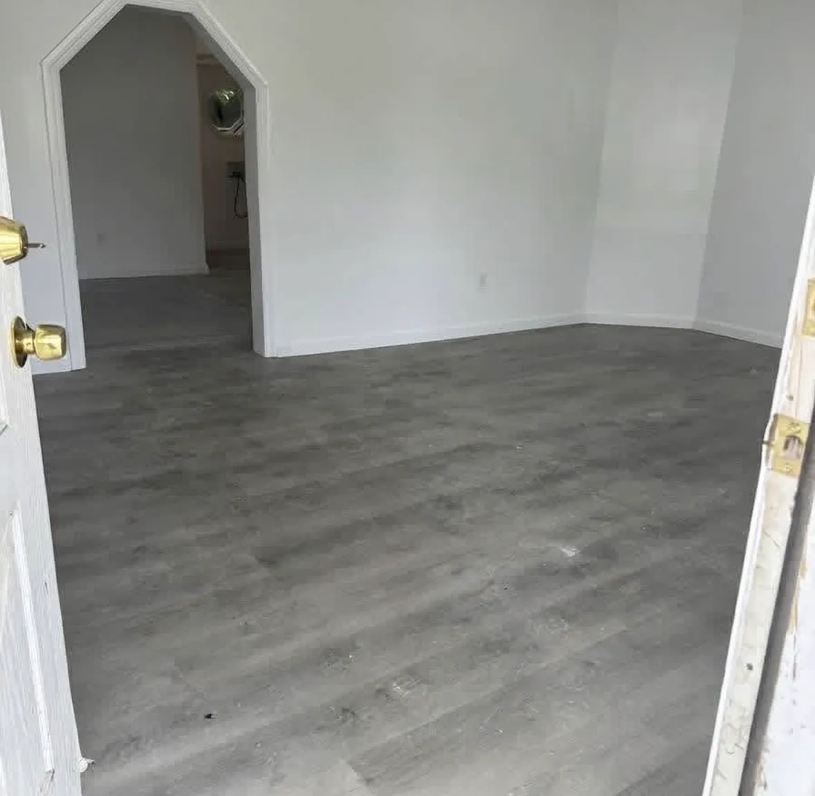 3 bed, 1380 sqft, $2,000 — Photo 2