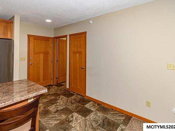 4th image of 320 1st St NE APT 308