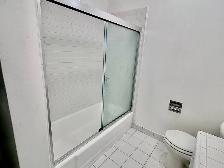 1508 S Shenandoah St #3 — Photo 17