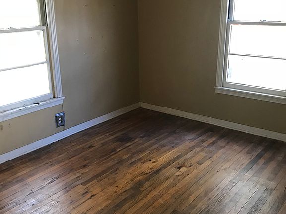 5th image of 1712 8th St
