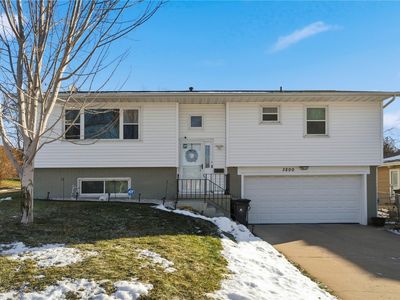 3800 Redbud Rd NE, Cedar Rapids, IA, 52402
