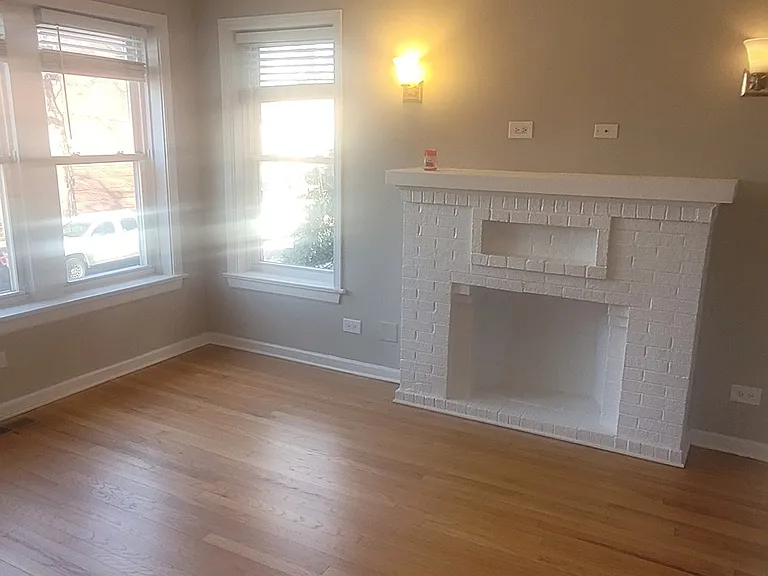 3745 W Argyle St #1 — Photo 10
