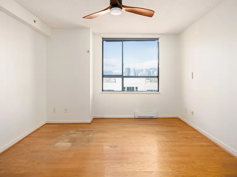 1268 Broadway W #720 — Photo 9