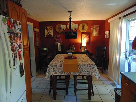 4th image of 2085 Lancelot Dr